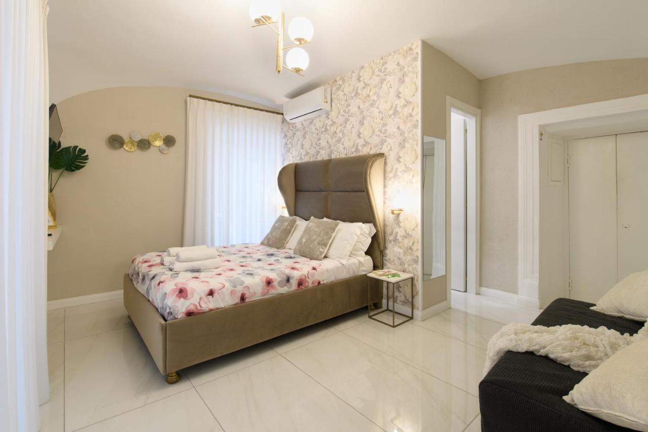 Grandapartments Via Toledo Napoli Экстерьер фото